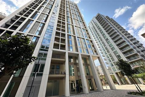 Bouchon Point, London, E1