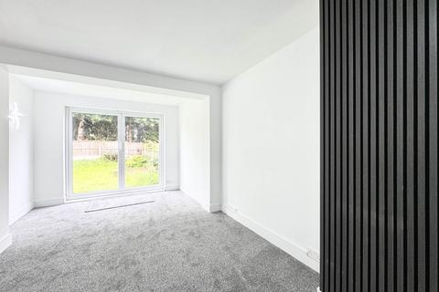 4 bedroom semi-detached house for sale, St. Georges Avenue, Windle