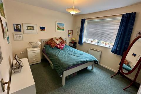 2 bedroom flat for sale, Kernal Road, Hereford
