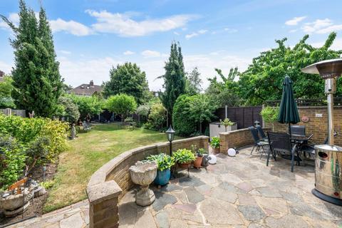 5 bedroom semi-detached house for sale, Woodlands Avenue, Worcester Park