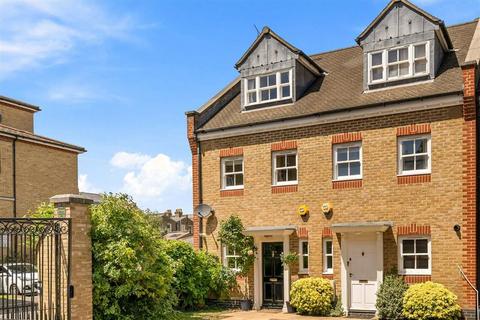Marlborough Mews, London SW2