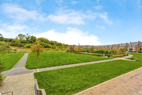 2 bedroom apartment for sale, Kilnwood Court, Burgess Hill