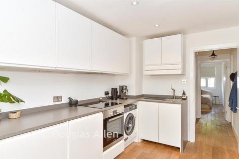 21 Whitney Road, London E10
