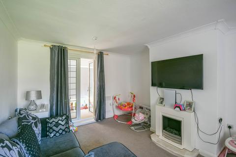 3 bedroom semi-detached house for sale, Garesfield Gardens, Burnopfield NE16