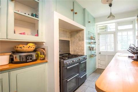 undefined, Eveline Court, Connaught Gardens, London, N10