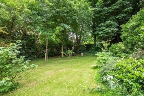undefined, Eveline Court, Connaught Gardens, London, N10