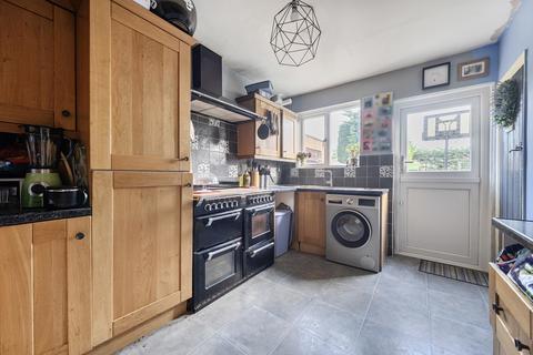 3 bedroom terraced house for sale, Priory Close, Denham