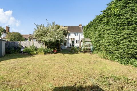 3 bedroom terraced house for sale, Priory Close, Denham