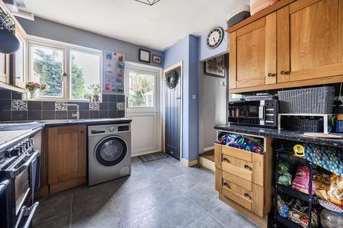 3 bedroom terraced house for sale, Priory Close, Denham