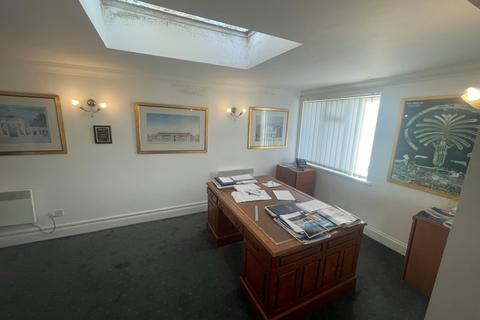 Office to rent, 264 Sandbanks Rd Poole BH14 8LJ