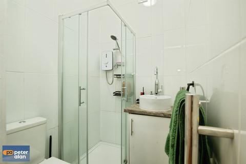 1 bedroom ground floor flat for sale, Clive Street, Cardiff