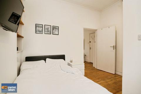 1 bedroom ground floor flat for sale, Clive Street, Cardiff
