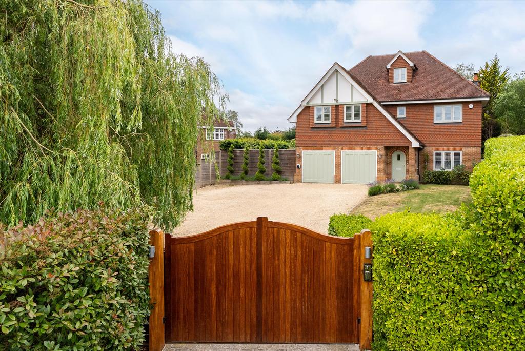 House exterior, garage