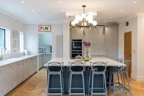 6 bedroom detached house for sale – pohled 4