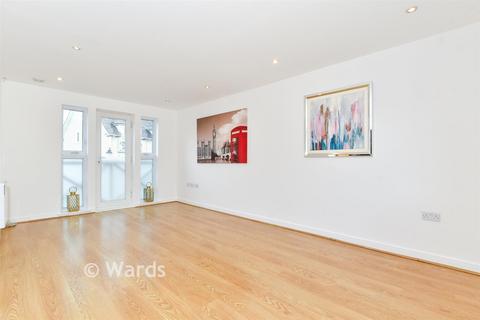 2 bedroom coach house for sale, Lambe Close, Snodland, Kent