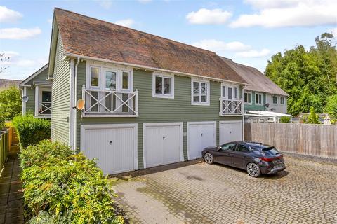 2 bedroom coach house for sale, Lambe Close, Snodland ME6