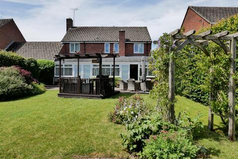 undefined, Boundary Close, Bradenstoke