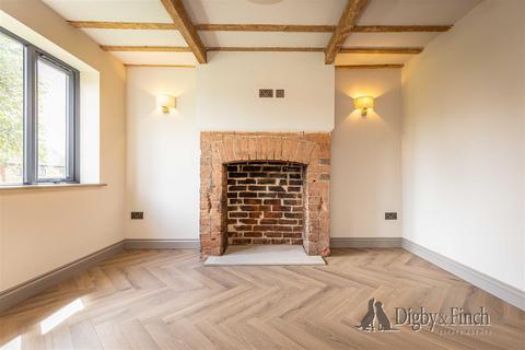2 bedroom cottage for sale, Main Street, Burton Joyce, Nottingham