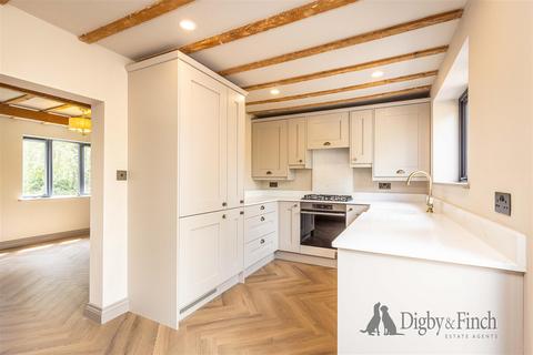 2 bedroom cottage for sale, Main Street, Burton Joyce, Nottingham