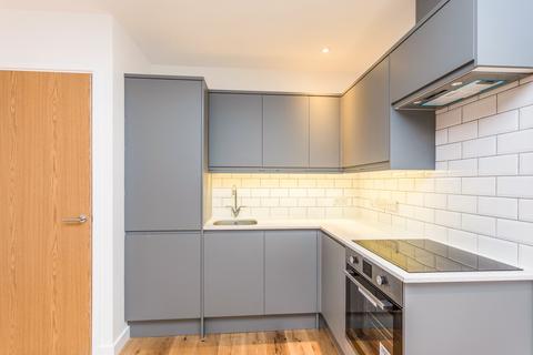 1 bedroom flat to rent, Station Road, West Drayton, UB7