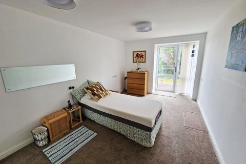 2 bedroom flat for sale, Douglas Avenue, Exmouth, EX8 2FA