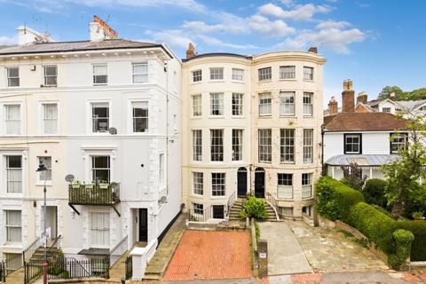 2 bedroom flat for sale, Mount Sion, Tunbridge Wells, TN1