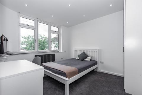 1 bedroom in a house share to rent, Montagu Road, Oxford