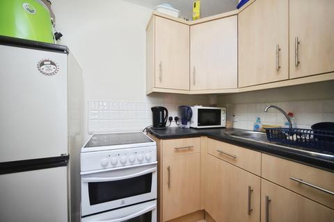 1 bedroom flat for sale, Hamilton Court, Taunton, Somerset, TA1