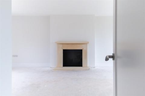 undefined, The Street, Hullavington, Chippenham