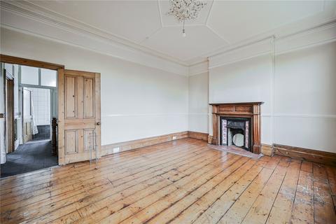 2 bedroom apartment for sale, Truro Road, Wood Green, London, N22