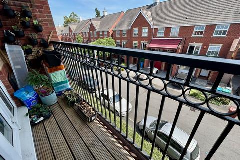 2 bedroom flat for sale, Holden Avenue, Whalley Range, M16
