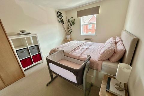 2 bedroom flat for sale, Holden Avenue, Whalley Range, M16
