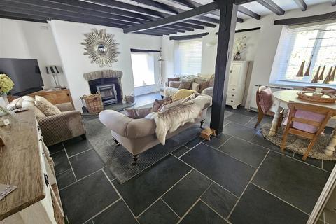 4 bedroom cottage for sale, Milton Combe, Yelverton
