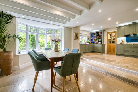 5 bedroom detached house for sale, Central Wells