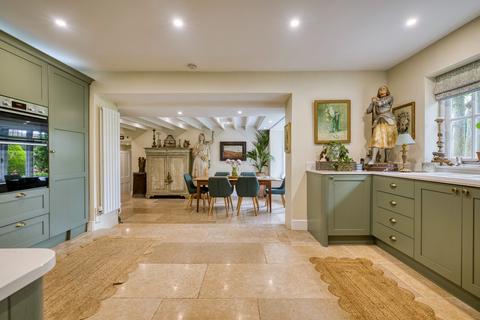 5 bedroom detached house for sale, Central Wells