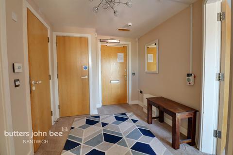 2 bedroom retirement property for sale, Queens Drive, Nantwich