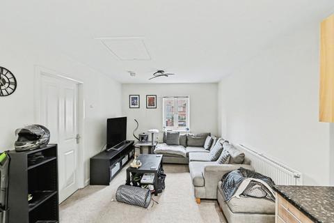 1 bedroom flat for sale, Narrowboat Lane, Northampton, Northamptonshire, NN4