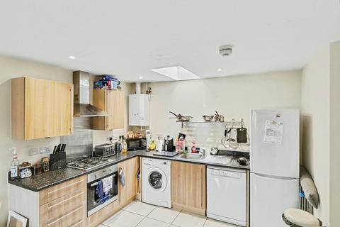 1 bedroom flat for sale, Narrowboat Lane, Northampton, Northamptonshire, NN4