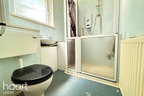 undefined, Highlands Close, LEEDS