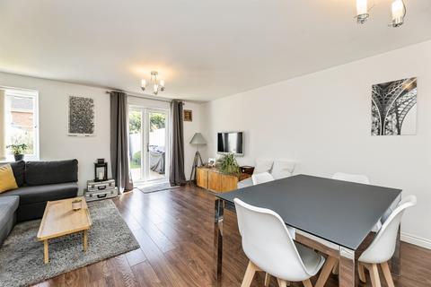 4 bedroom townhouse for sale, Peart Place, LEEDS