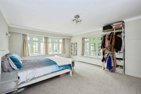 4 bedroom bungalow for sale, Uplands Road, Kenley, CR8