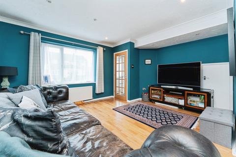 3 bedroom end of terrace house for sale, Blackbird Road, Beck Row, Bury St. Edmunds, Suffolk, IP28