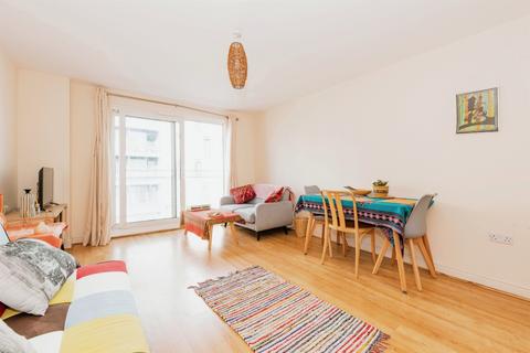 1 bedroom apartment for sale, Station Approach, Epsom