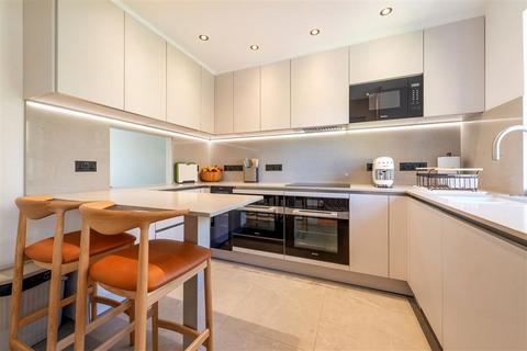3 bedroom end of terrace house for sale, Collard Place, London NW1