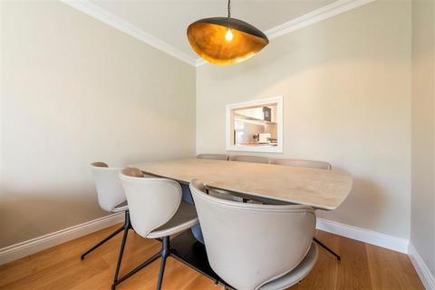 3 bedroom end of terrace house for sale, Collard Place, London NW1