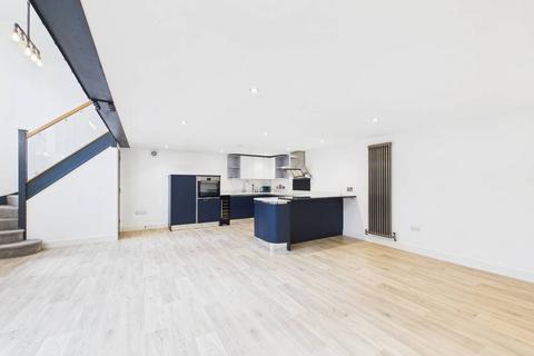 2 bedroom apartment for sale, Mustoe Road, Bristol BS16
