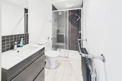 2 bedroom apartment for sale, Mustoe Road, Bristol BS16