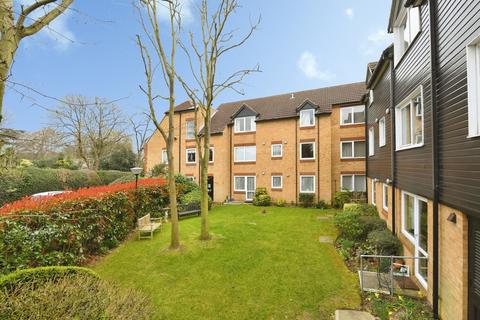 1 bedroom flat for sale, Sawyers Hall Lane, BRENTWOOD, Essex, CM15