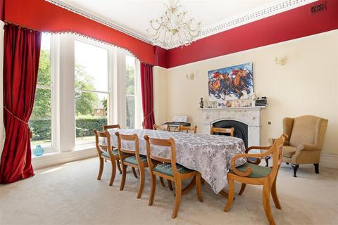 6 bedroom detached house for sale, Christchurch Road, Cheltenham