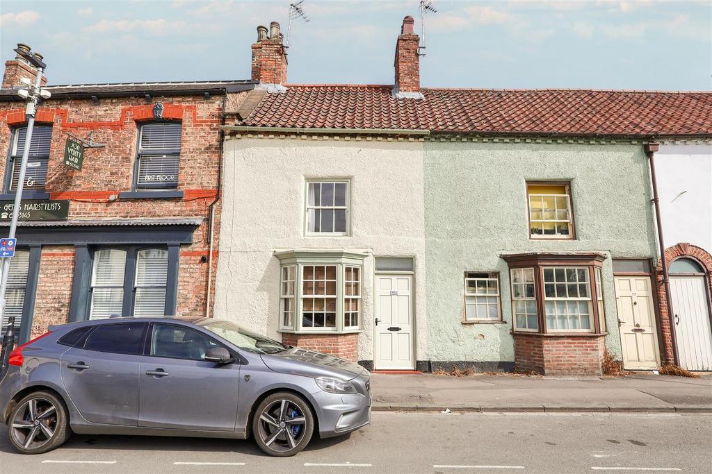 2 bedroom terraced house for sale